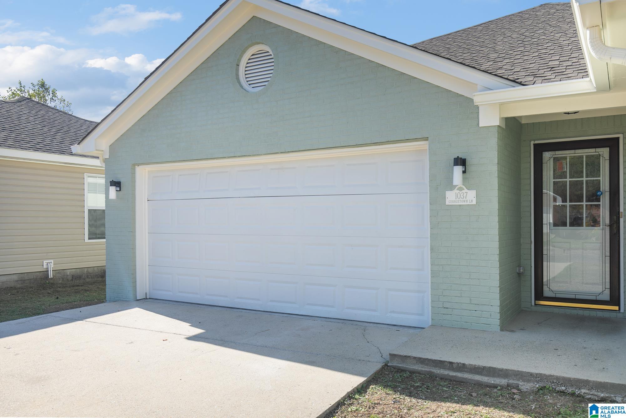 1037 Georgetown Lane Birmingham, AL 35217 - Photo 3 of 22