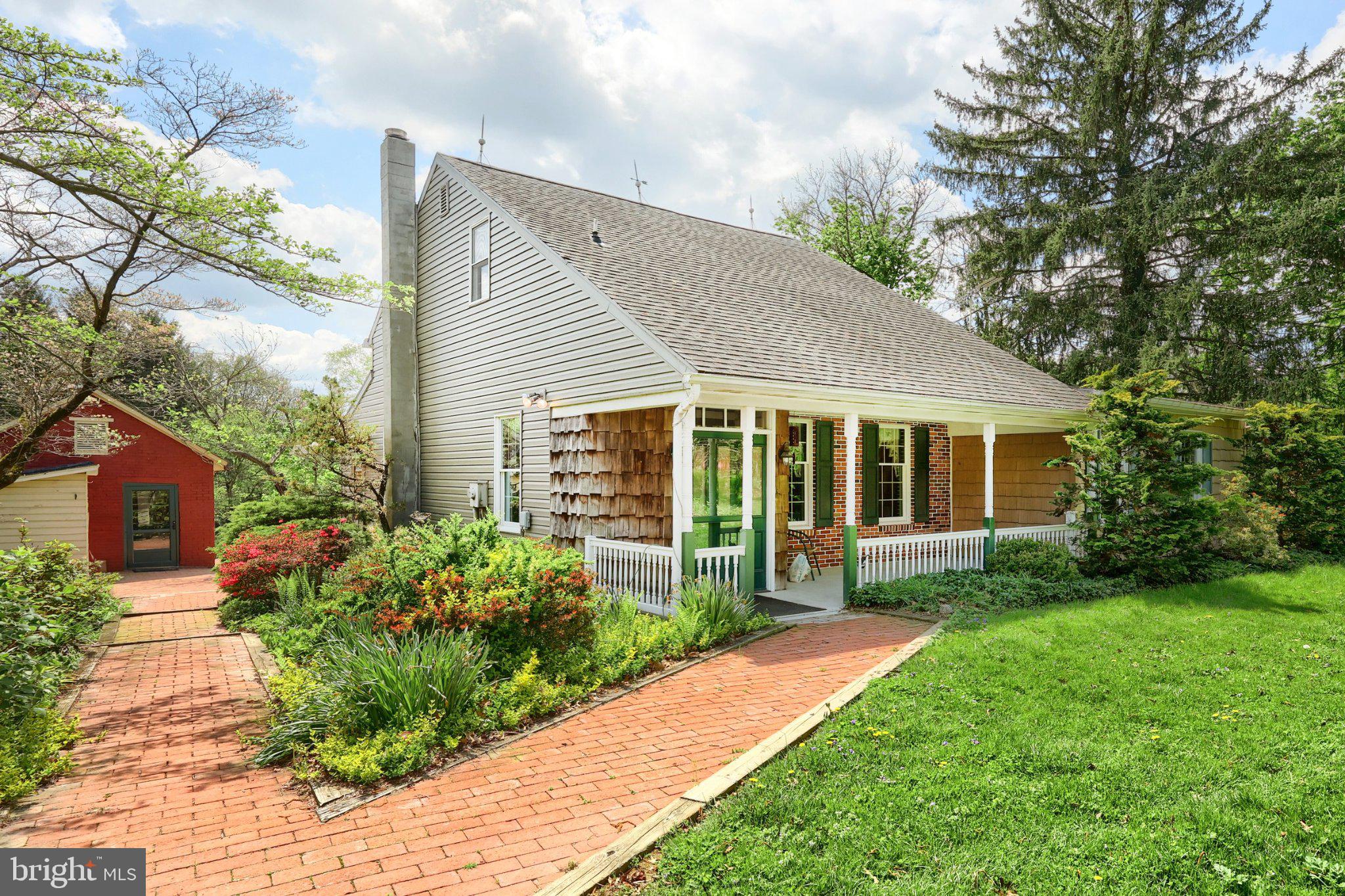 1974 Yingling Drive Spring Grove, PA 17362 - Photo 14 of 69 Charming home with lush gardens.