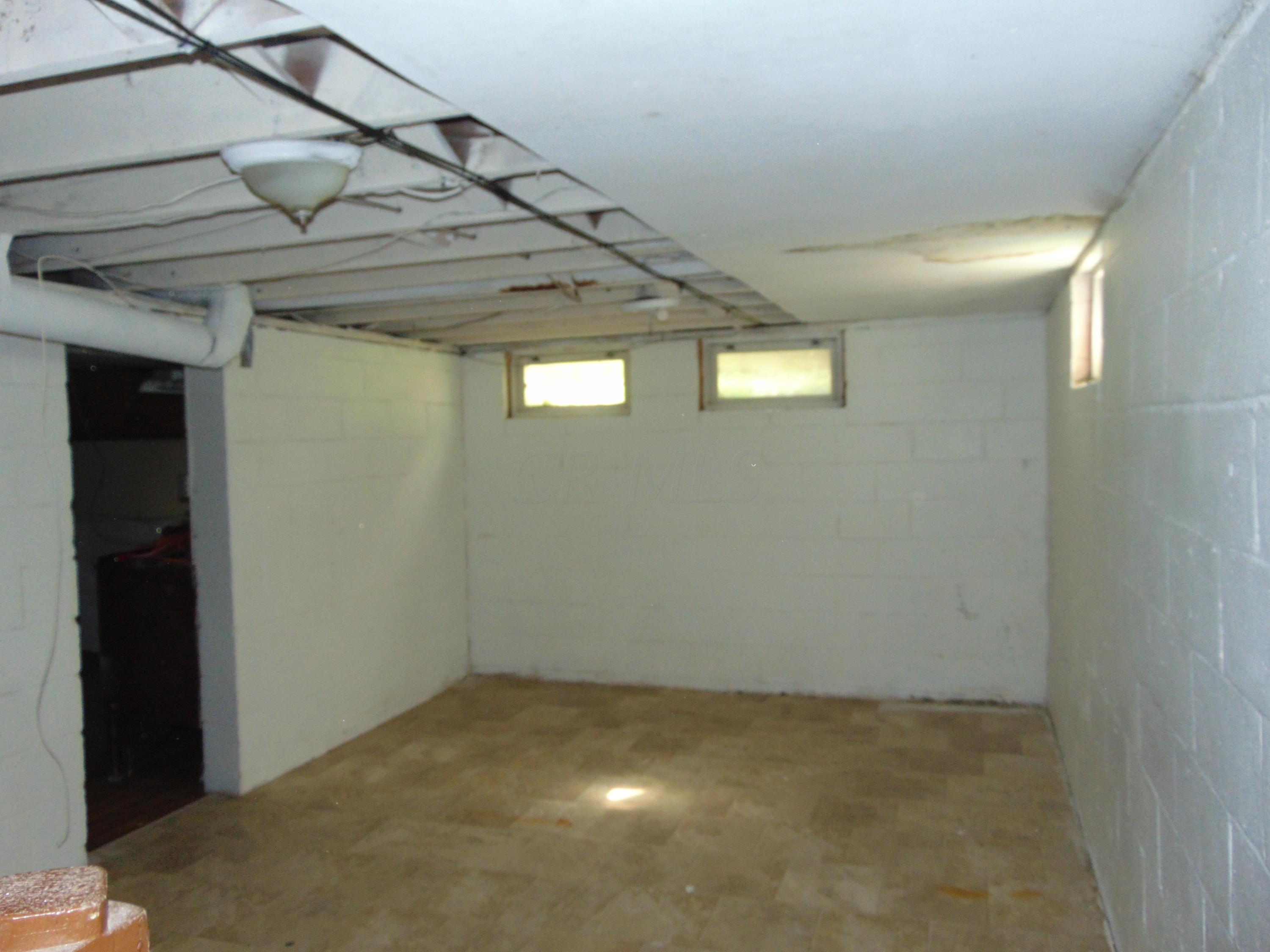 567 South Ashburton Road Columbus, OH 43213 - Photo 20 of 22 Gallery Image 20