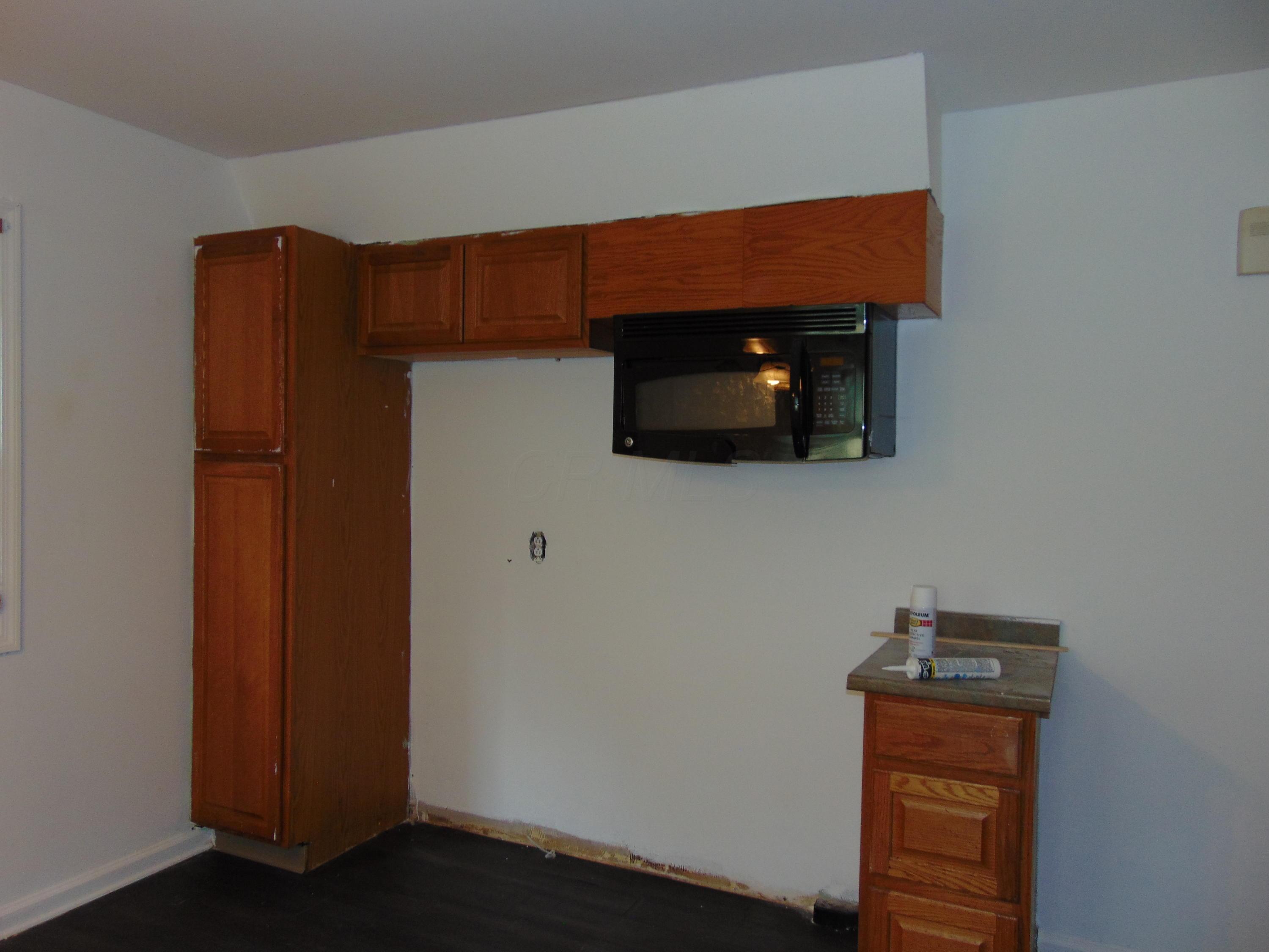 567 South Ashburton Road Columbus, OH 43213 - Photo 6 of 22 Gallery Image 6