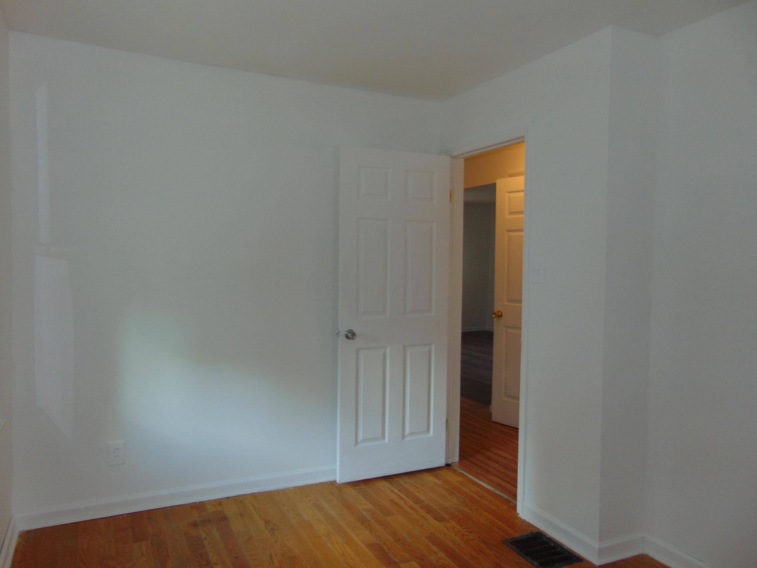 567 South Ashburton Road Columbus, OH 43213 - Photo 9 of 22 Gallery Image 9