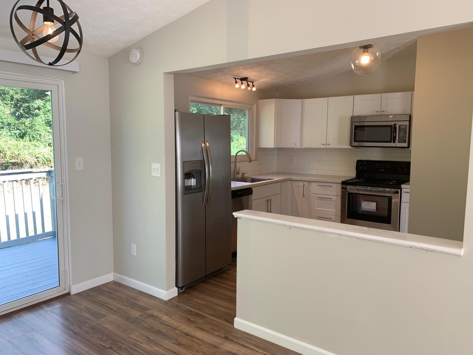 1944 Holly Ridge Road Columbus, OH 43219 - Photo 8 of 23