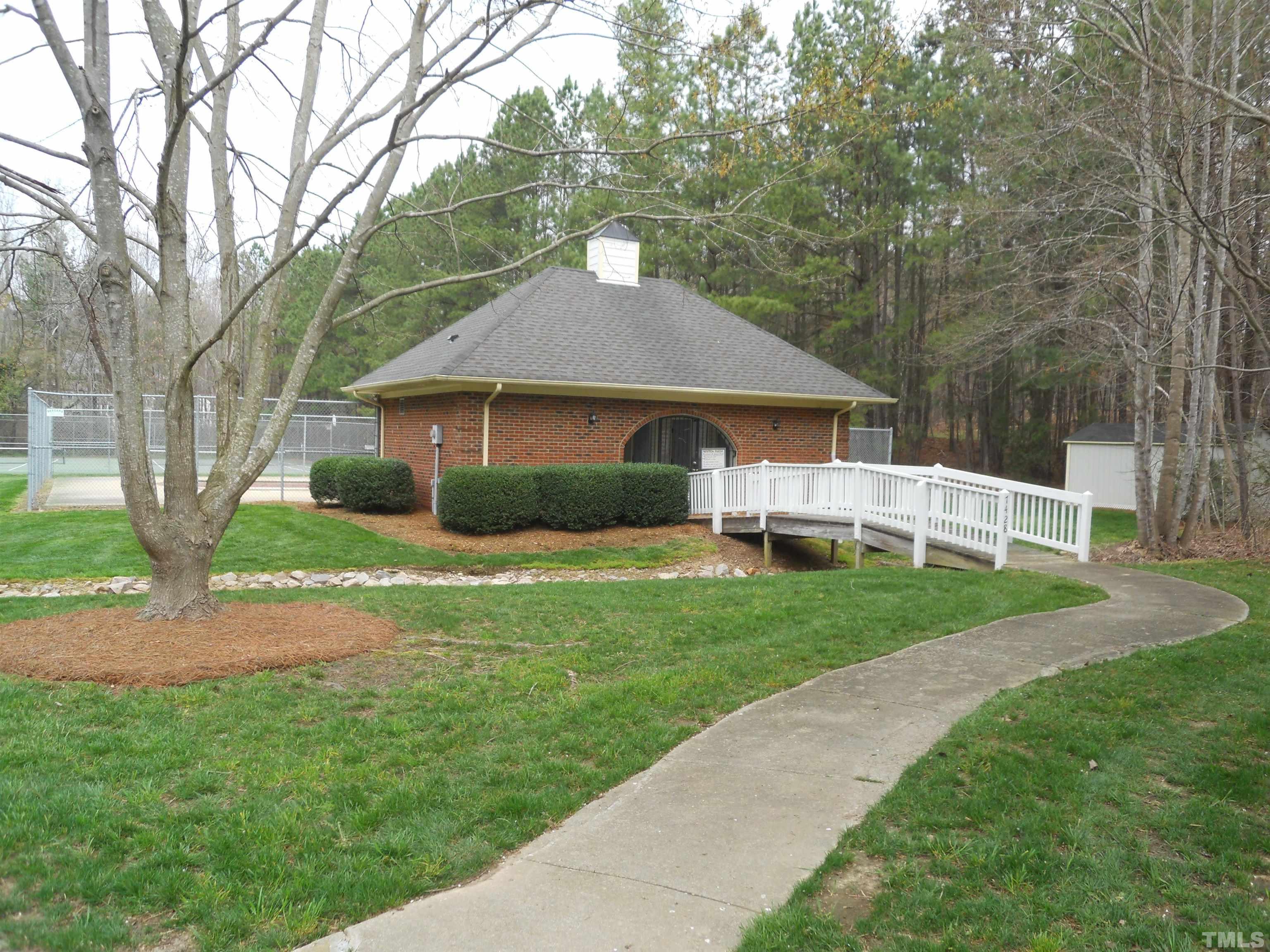 230 Wetherburn Lane Raleigh, NC 27615 - Photo 4 of 27 Gallery Image 4
