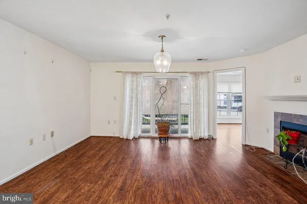 $290,000 | 3557 Floating Leaf Lane, Unit F101, Laurel, MD 20724