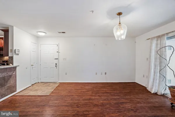 $290,000 | 3557 Floating Leaf Lane, Unit F101, Laurel, MD 20724