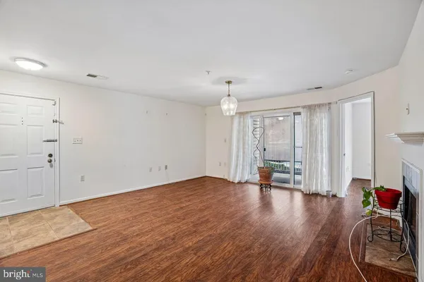 $290,000 | 3557 Floating Leaf Lane, Unit F101, Laurel, MD 20724