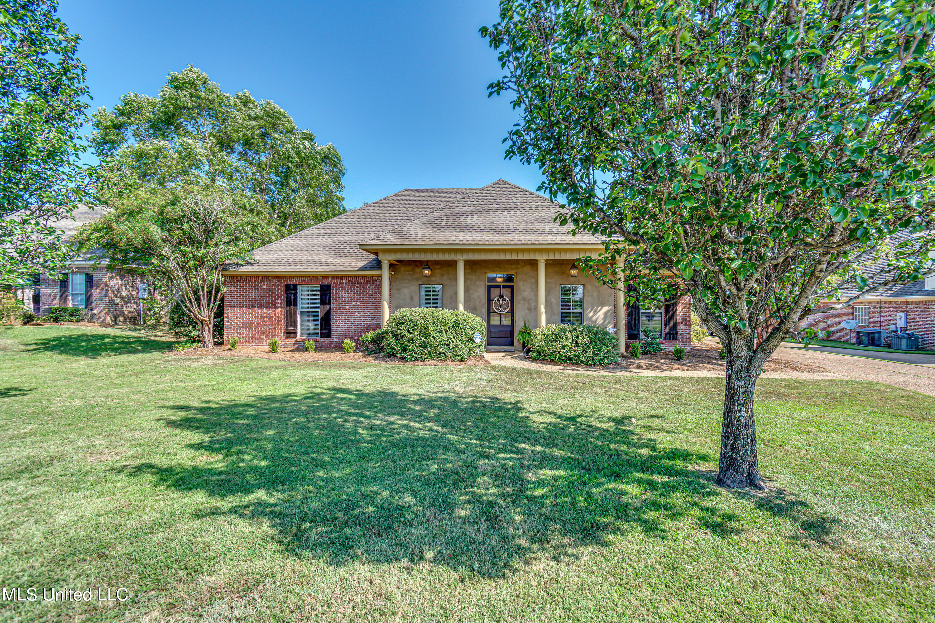 141 Bradfield Road Madison, MS 39110 - Photo 5 of 64 141 Bradford Road-2