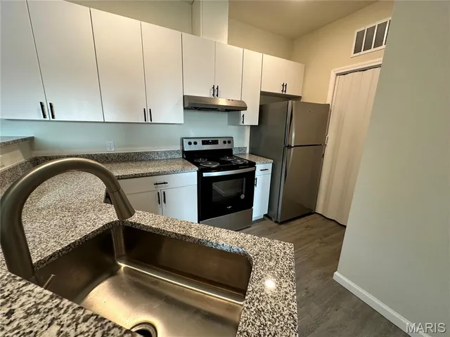 $1,450 | 215 Harmony Mdws Court, Dardenne Prairie, MO 63368