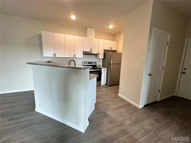 $1,450 | 215 Harmony Mdws Court, Dardenne Prairie, MO 63368