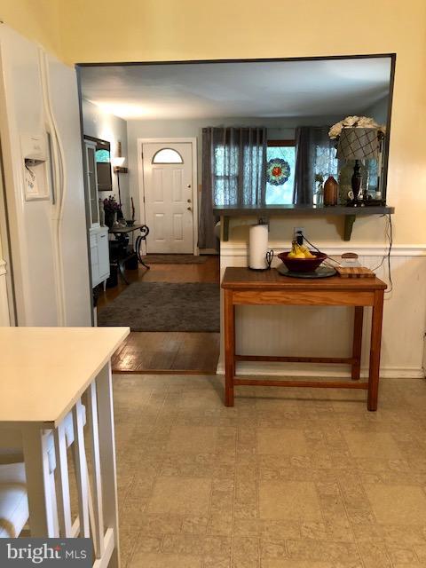 788 George Avenue Baltimore, MD 21221 - Photo 9 of 27 Kitchen -All Appliances Included