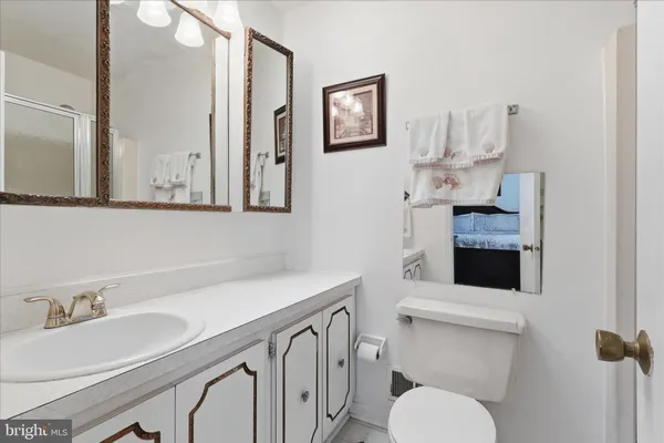 $735,000 | 13545 Tabscott Drive, Chantilly, VA 20151