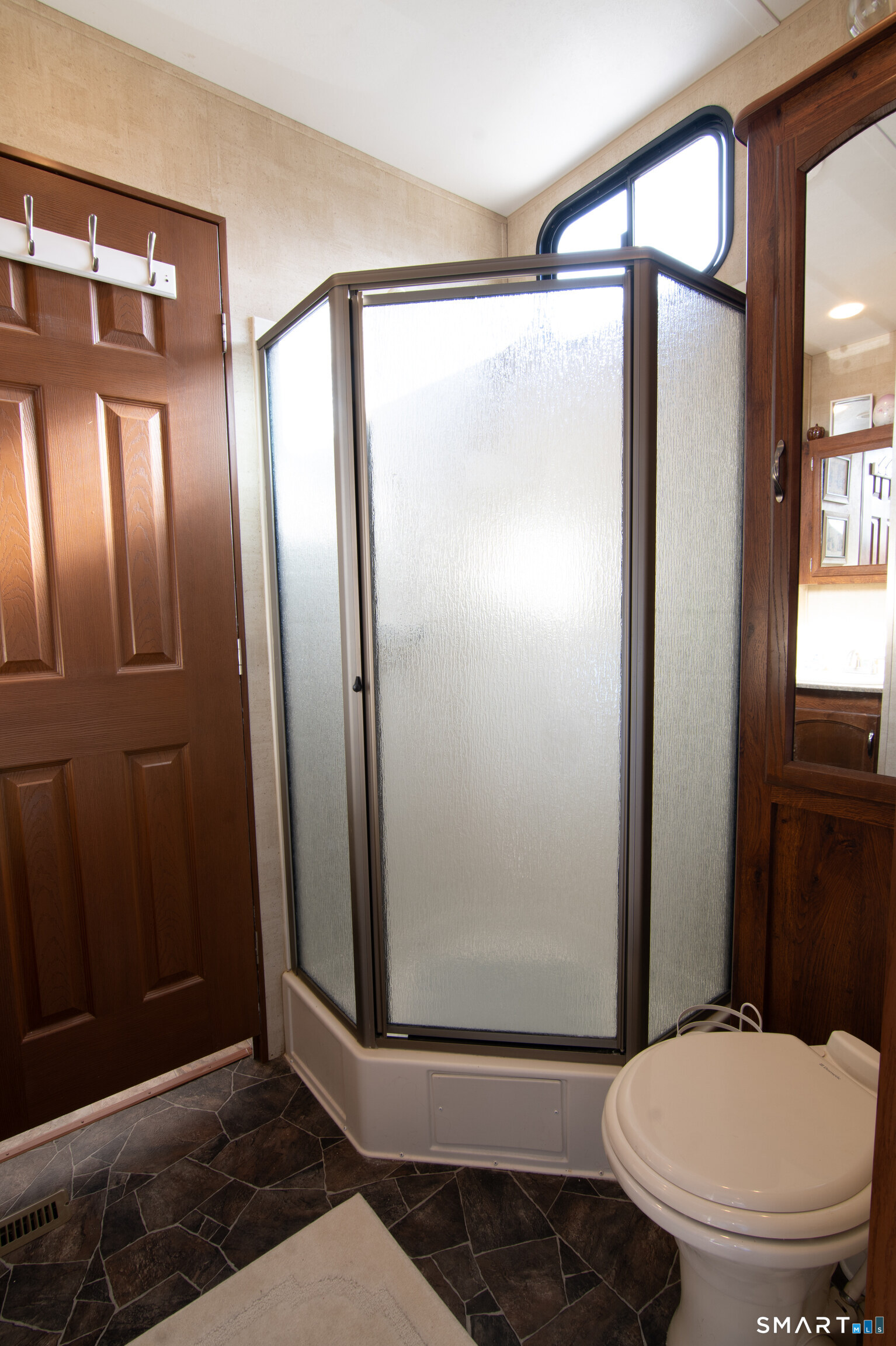 69 Meadowside Road Milford, CT 06460 - Photo 11 of 17