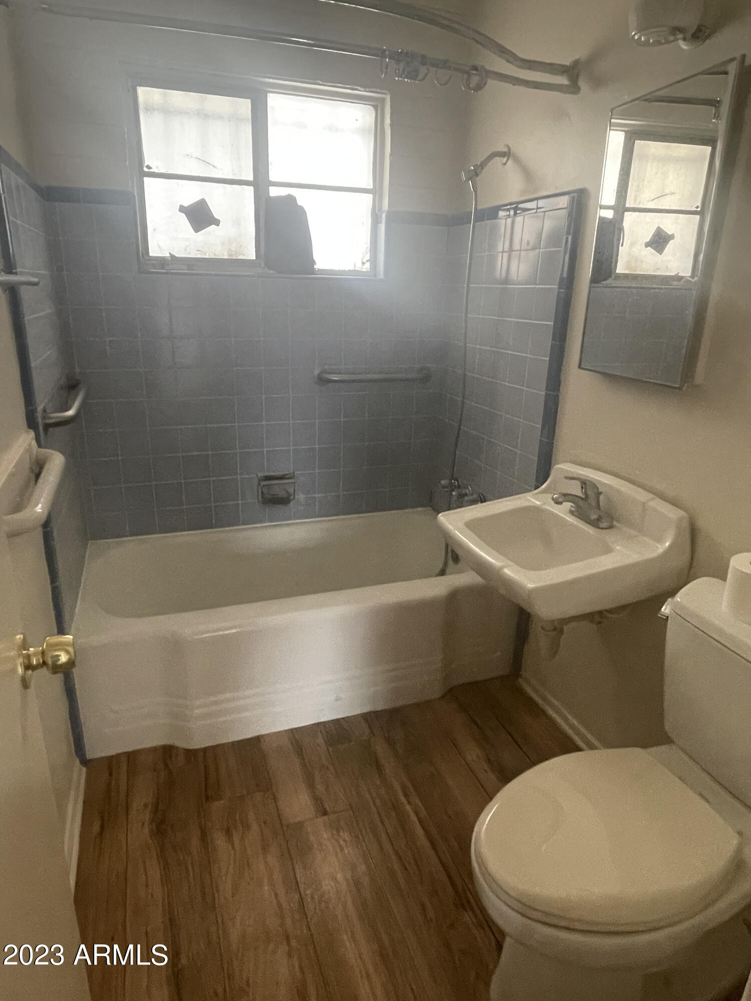 3041 West Camelback Road Phoenix, AZ 85017 - Photo 8 of 9 Bathroom