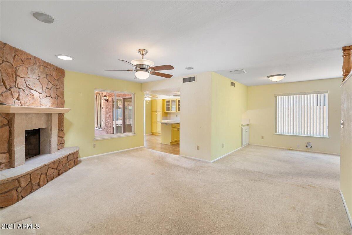 07-Family Room