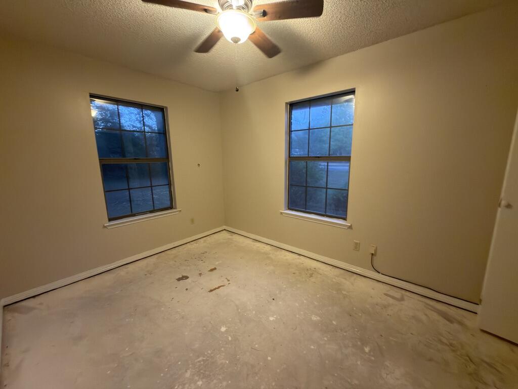 4301 Pace Lane Pace, FL 32571 - Photo 9 of 23 47CD57A4-DC59-4F7A-9AD4-7B59F68FEA46_1_1