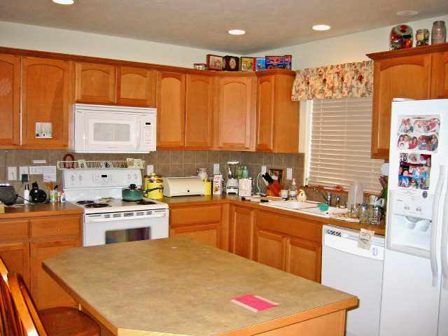 803 South Rees Road Spokane Valley, WA 99037 - Photo 4 of 8
