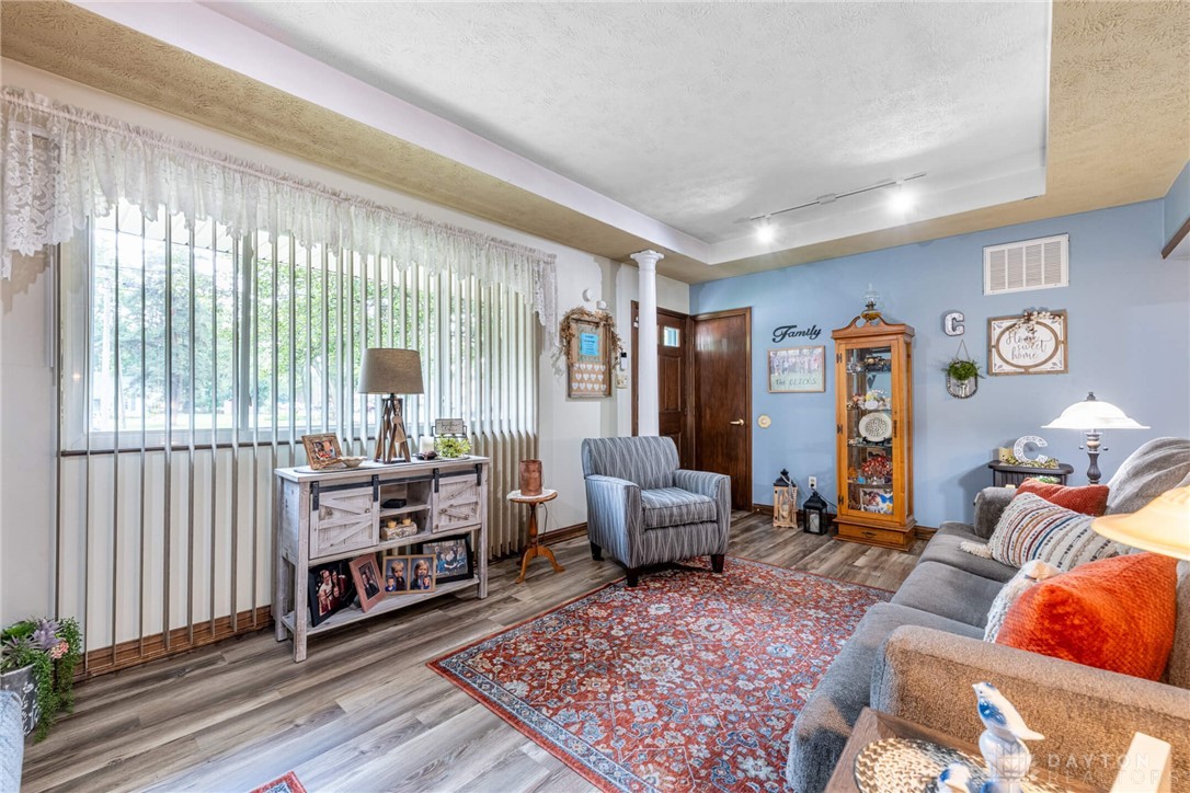 90 West Factory Road Springboro, OH 45066 - Photo 4 of 31 Gallery Image 4