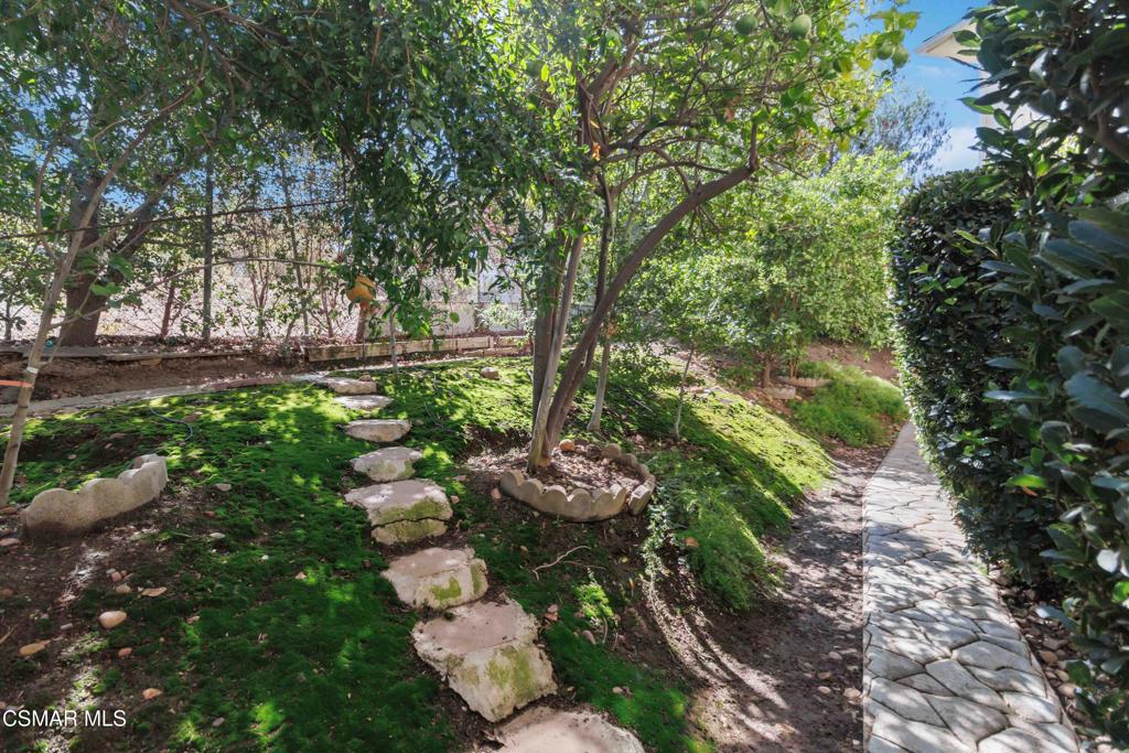 1351 Rainey Road Simi Valley, CA 93063 - Photo 51 of 65 Gallery Image 51