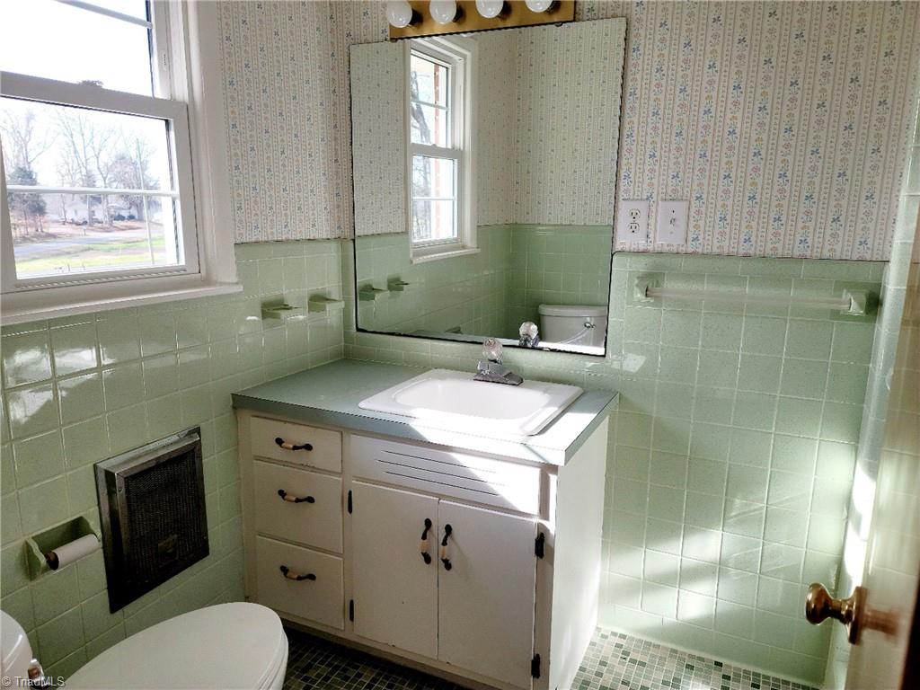 6399 Old Staley Road Staley, NC 27355 - Photo 21 of 36