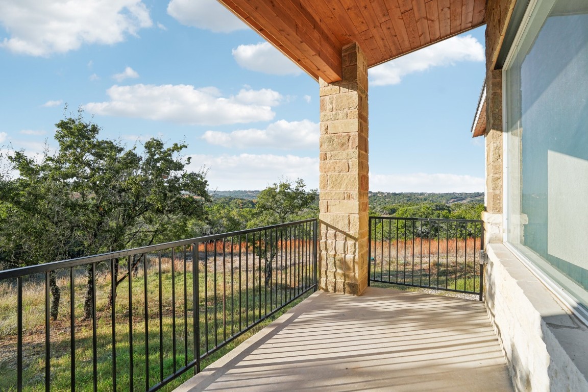 289 Star Grass Spring Branch, TX 78070 - Photo 35 of 39 a view of a city from a balcony