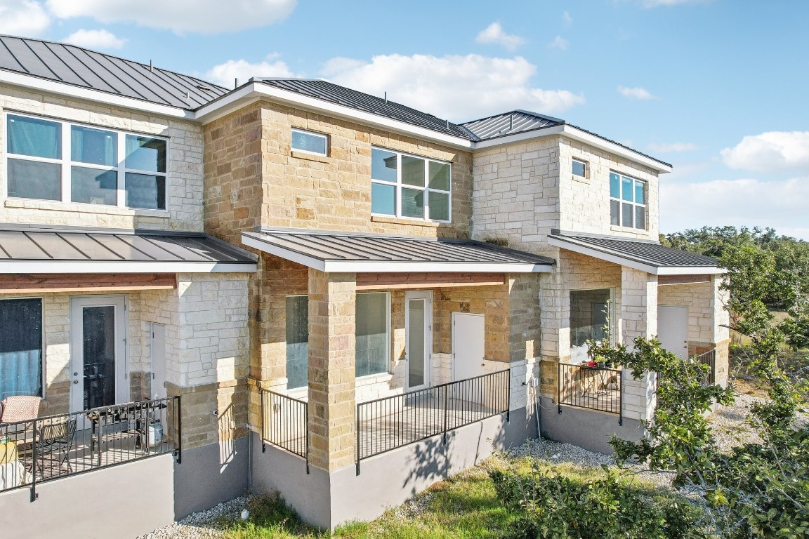 289 Star Grass Spring Branch, TX 78070 - Photo 38 of 39 a front view of a house with plants