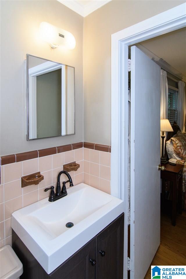 1911 Saulter Road Birmingham, AL 35209 - Photo 20 of 44