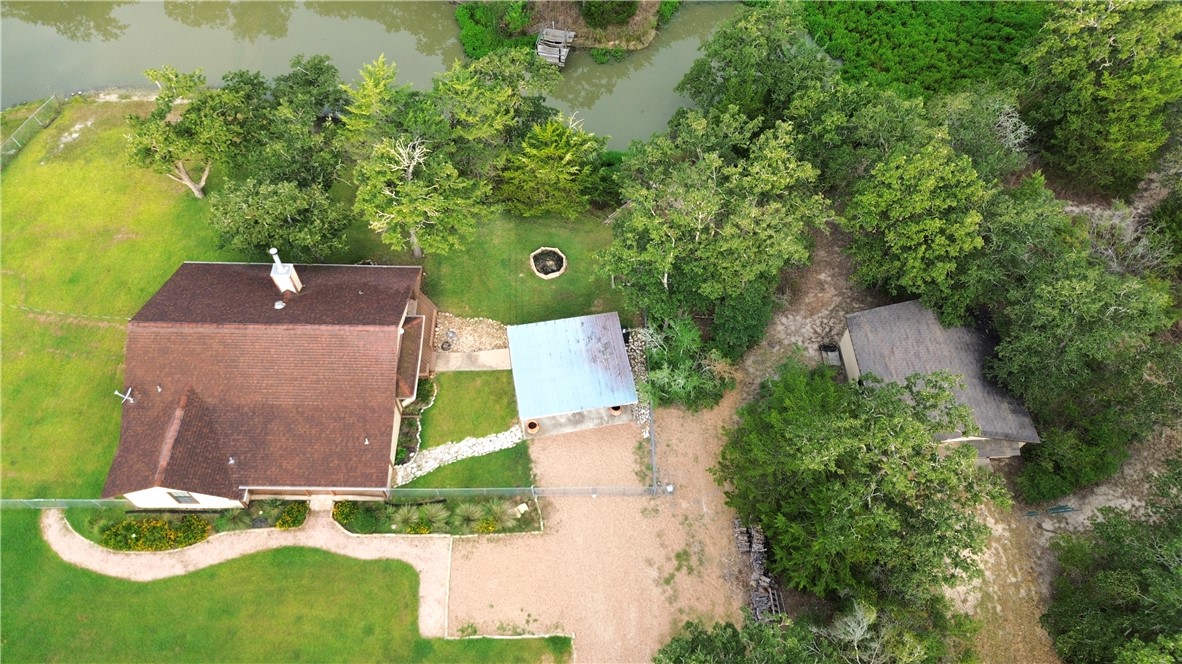 219 Ripple Creek Lane Somerville, TX 77879 - Photo 37 of 40 an aerial view of a house