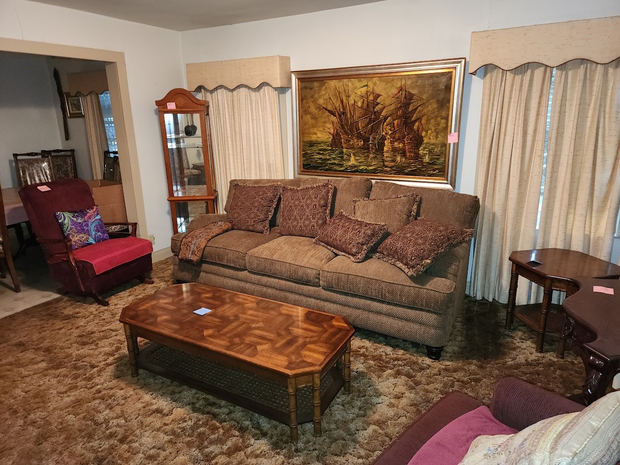 808 Montopolis Drive Austin, TX 78741 - Photo 23 of 31 Living Area