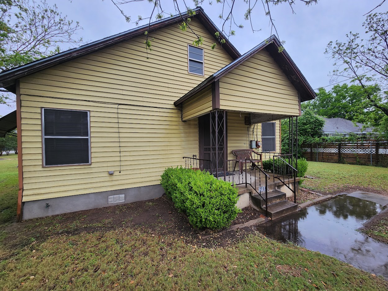 808 Montopolis Drive Austin, TX 78741 - Photo 3 of 31