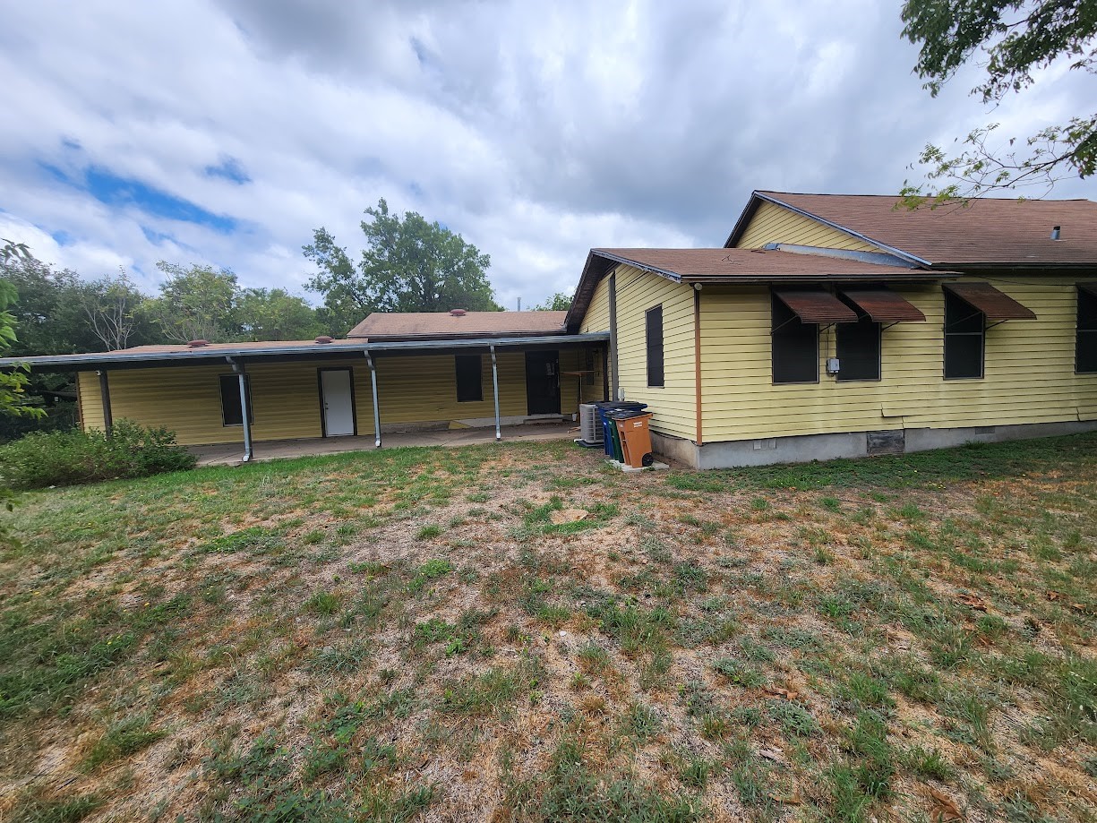 808 Montopolis Drive Austin, TX 78741 - Photo 9 of 31