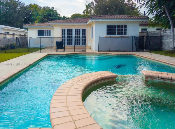 $6,500 | 5781 Southwest 25th Street, Miami, FL 33155