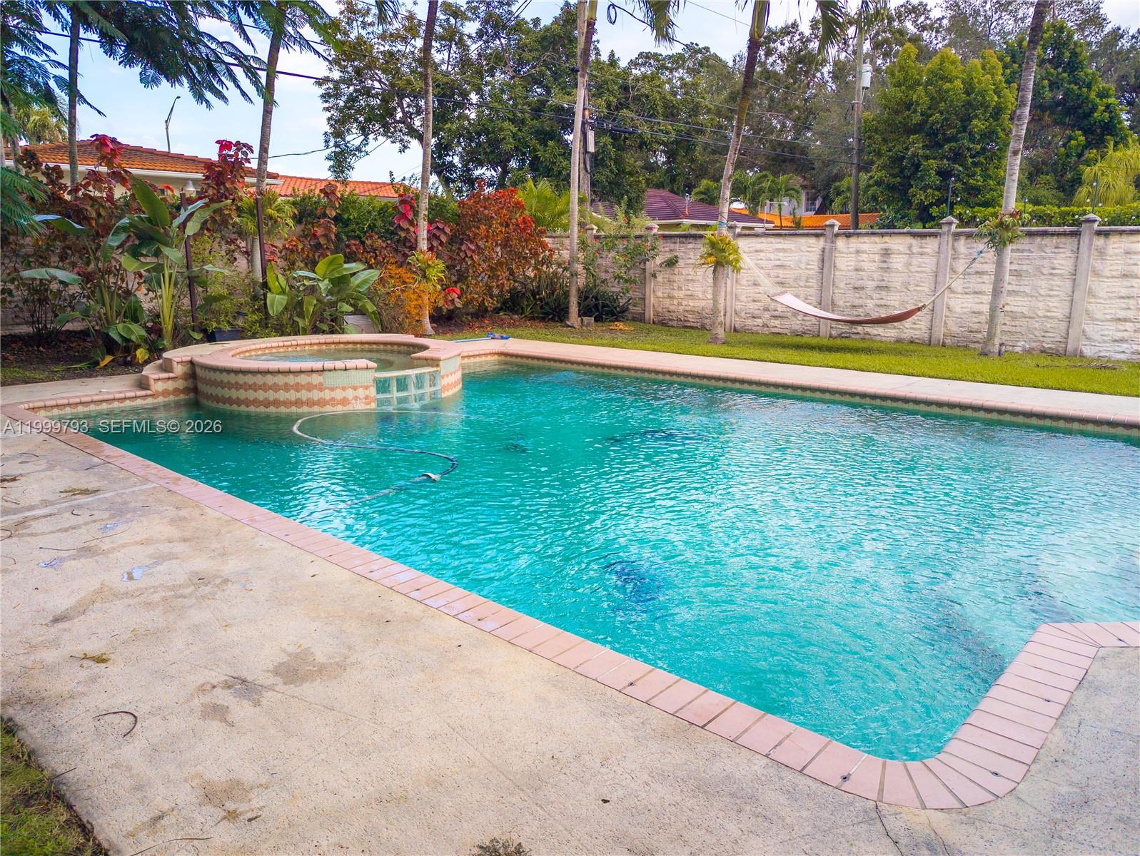 5781 Southwest 25th Street Miami, FL 33155 - Photo 3 of 17