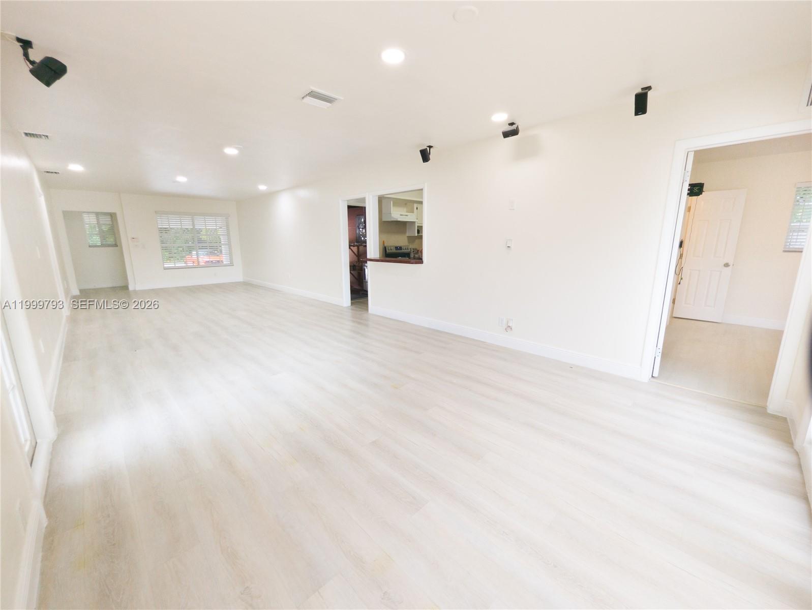 5781 Southwest 25th Street Miami, FL 33155 - Photo 5 of 17