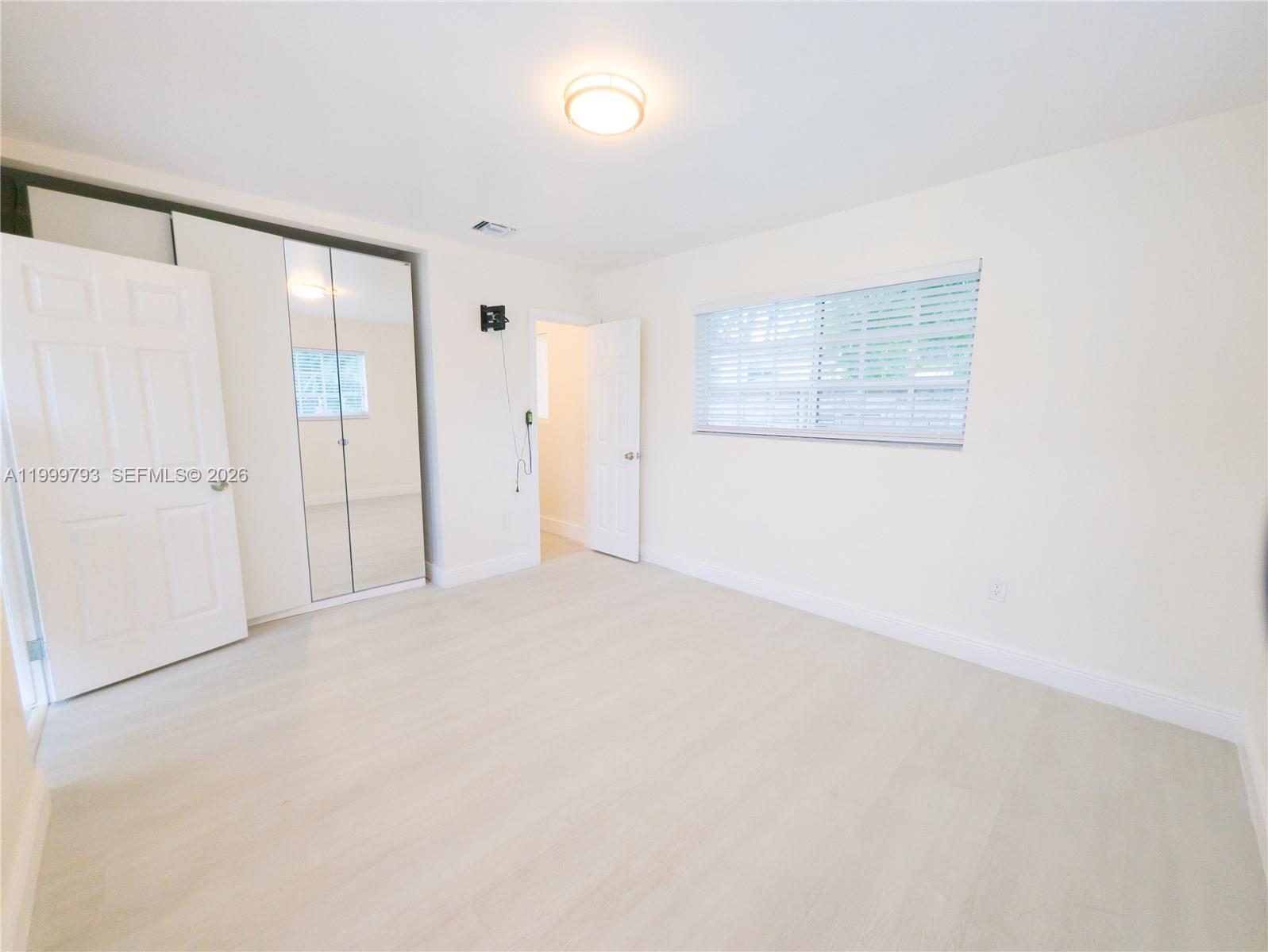 5781 Southwest 25th Street Miami, FL 33155 - Photo 7 of 17