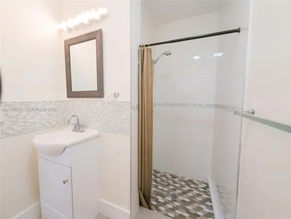 $6,500 | 5781 Southwest 25th Street, Miami, FL 33155