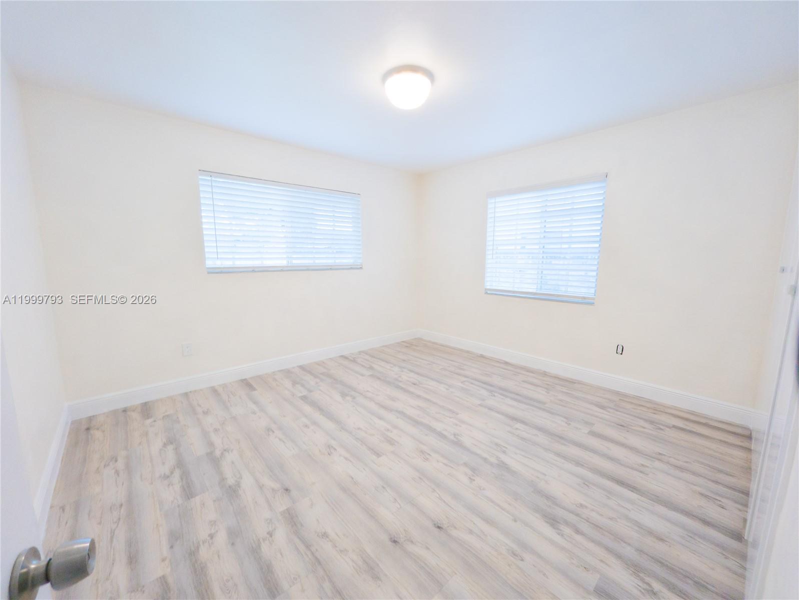 5781 Southwest 25th Street Miami, FL 33155 - Photo 10 of 17