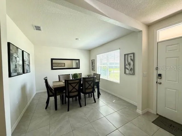 $2,775 | 2924 Canary Lane, Tavares, FL 32778