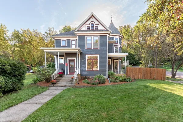 $489,900 | 703 North 6th Street, Mankato, MN 56001