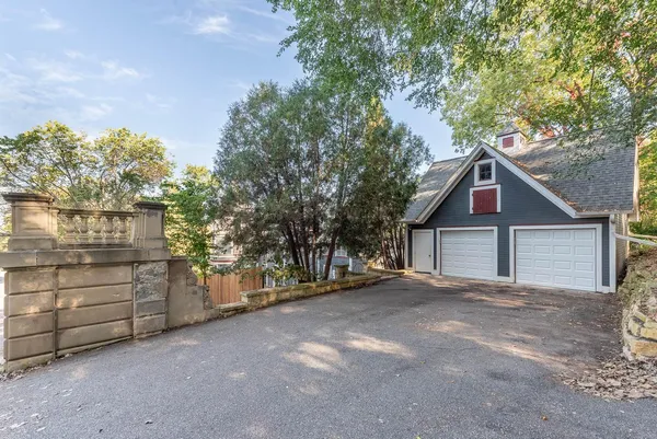 $489,900 | 703 North 6th Street, Mankato, MN 56001