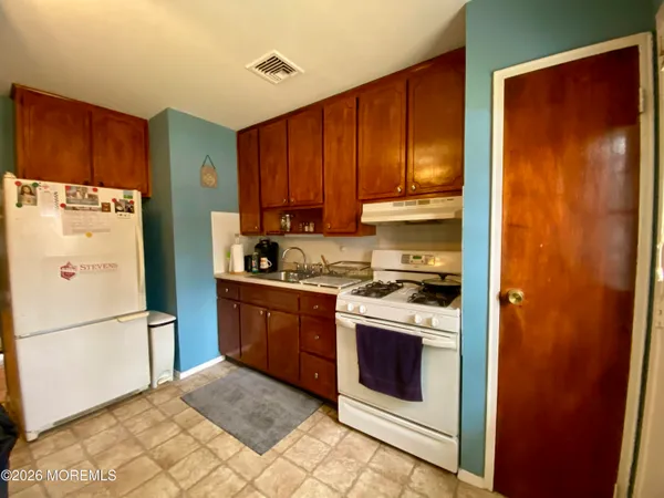 $95,000 | 31 Pheasant Street, Unit B, Manchester Township, NJ 08759