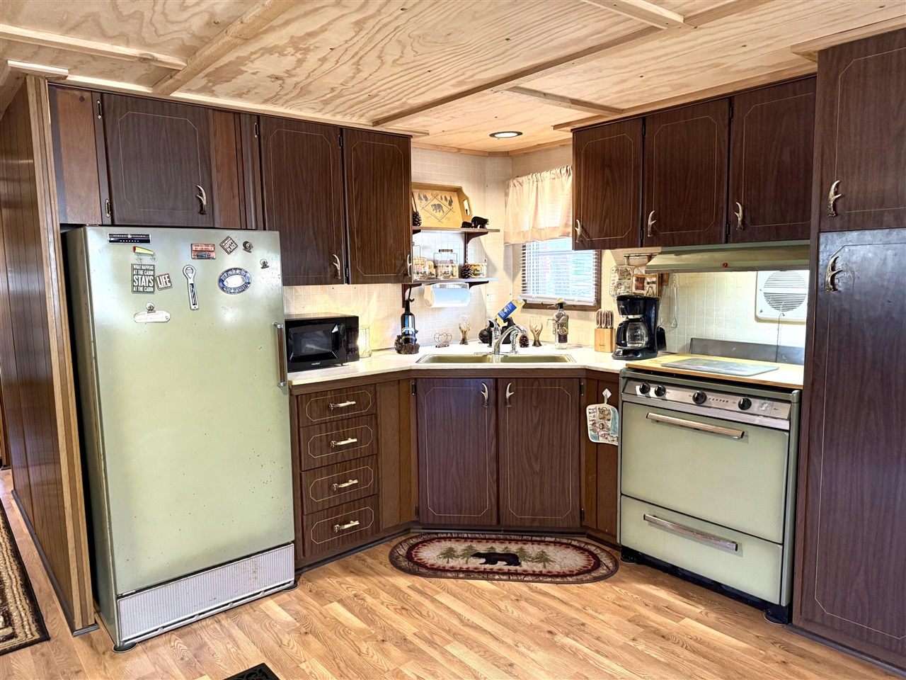 11881 Winesap Road Baldwin, MI 49304 - Photo 3 of 27