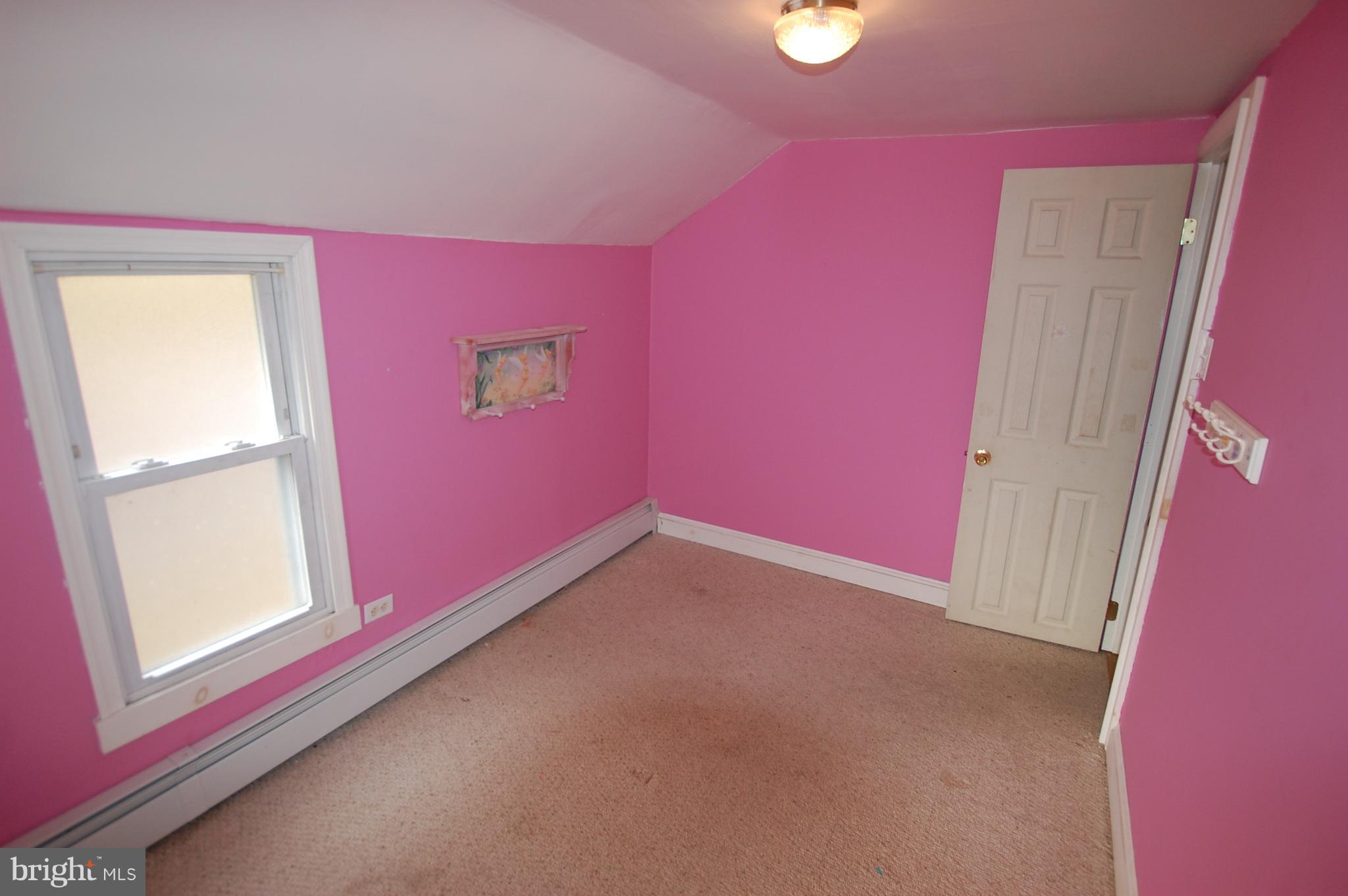 921 Ringing Rocks Park Pottstown, PA 19464 - Photo 23 of 36 Bedroom 2