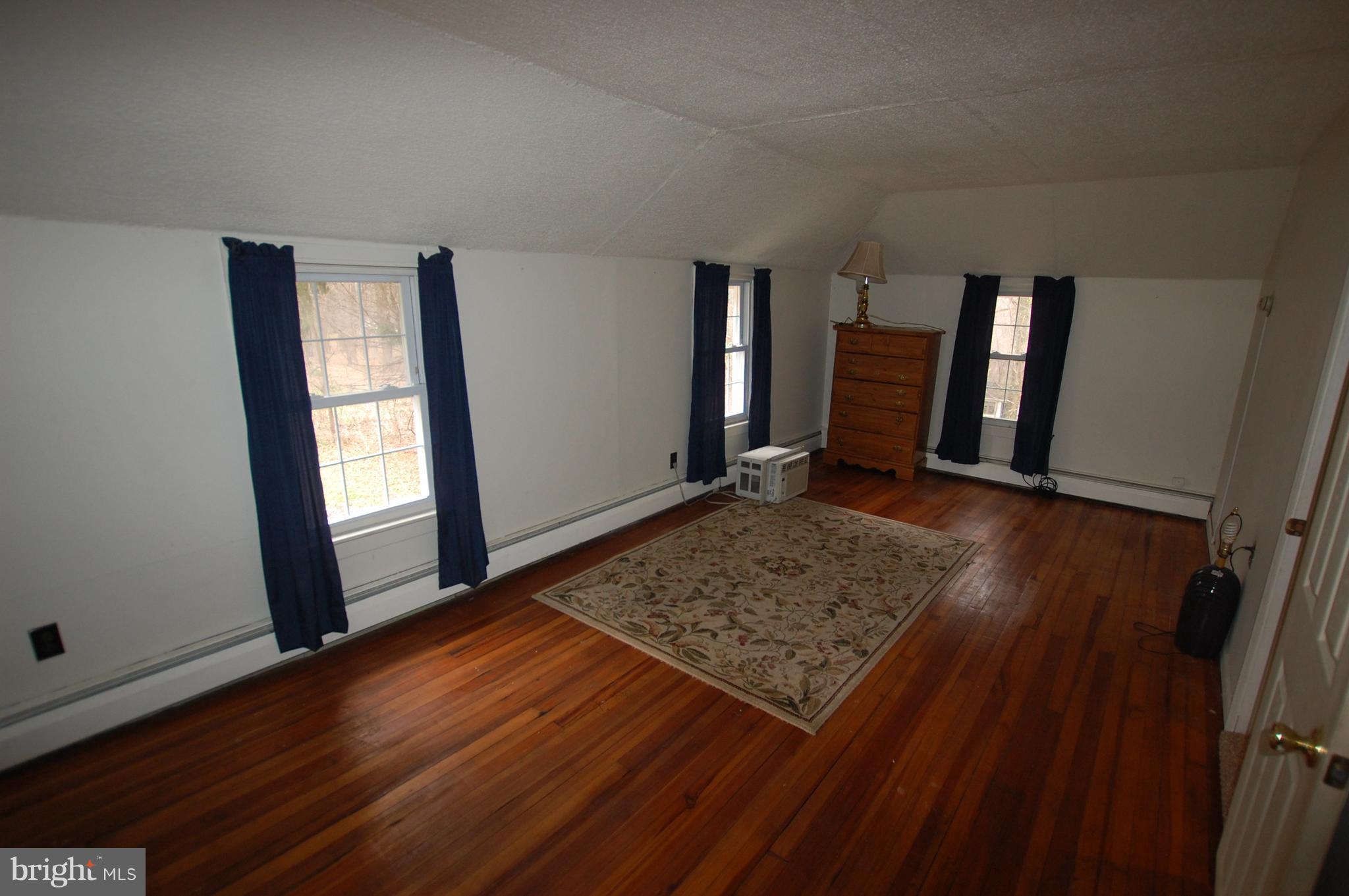 921 Ringing Rocks Park Pottstown, PA 19464 - Photo 26 of 36 Bedroom 3