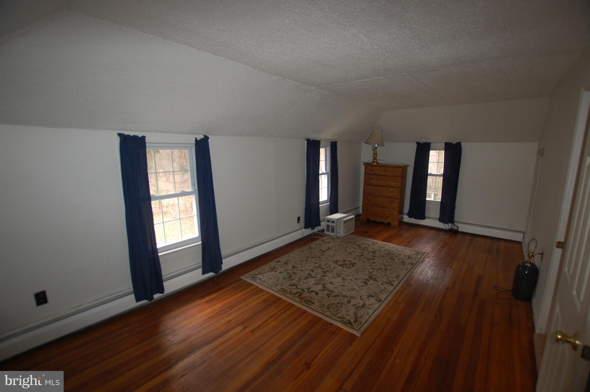 921 Ringing Rocks Park Pottstown, PA 19464 - Photo 27 of 36 Bedroom 3
