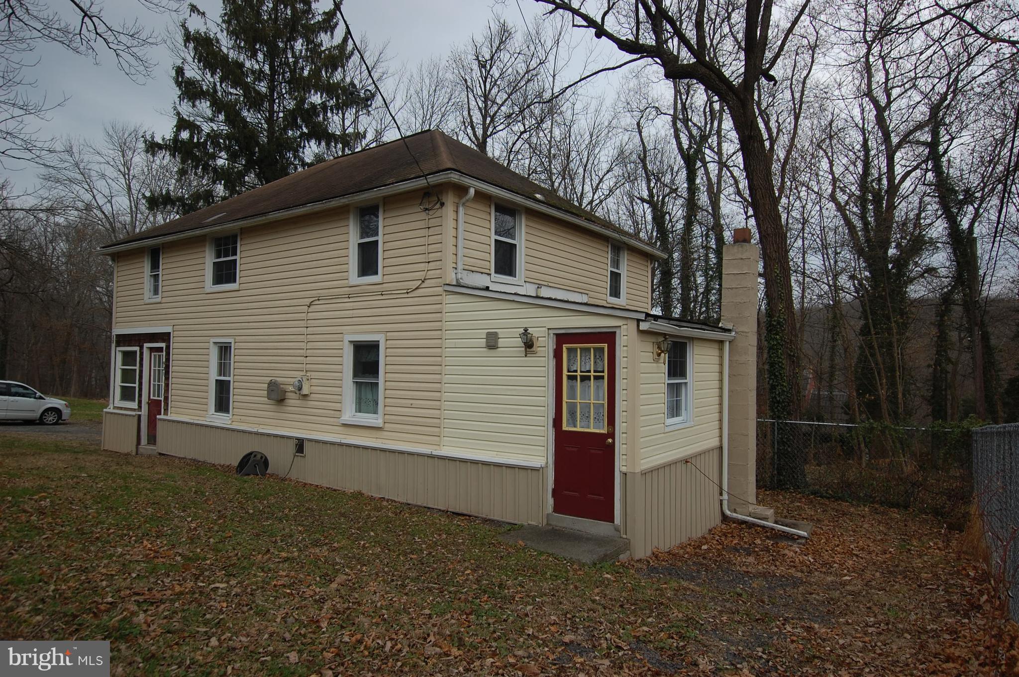 921 Ringing Rocks Park Pottstown, PA 19464 - Photo 5 of 36 Gallery Image 5