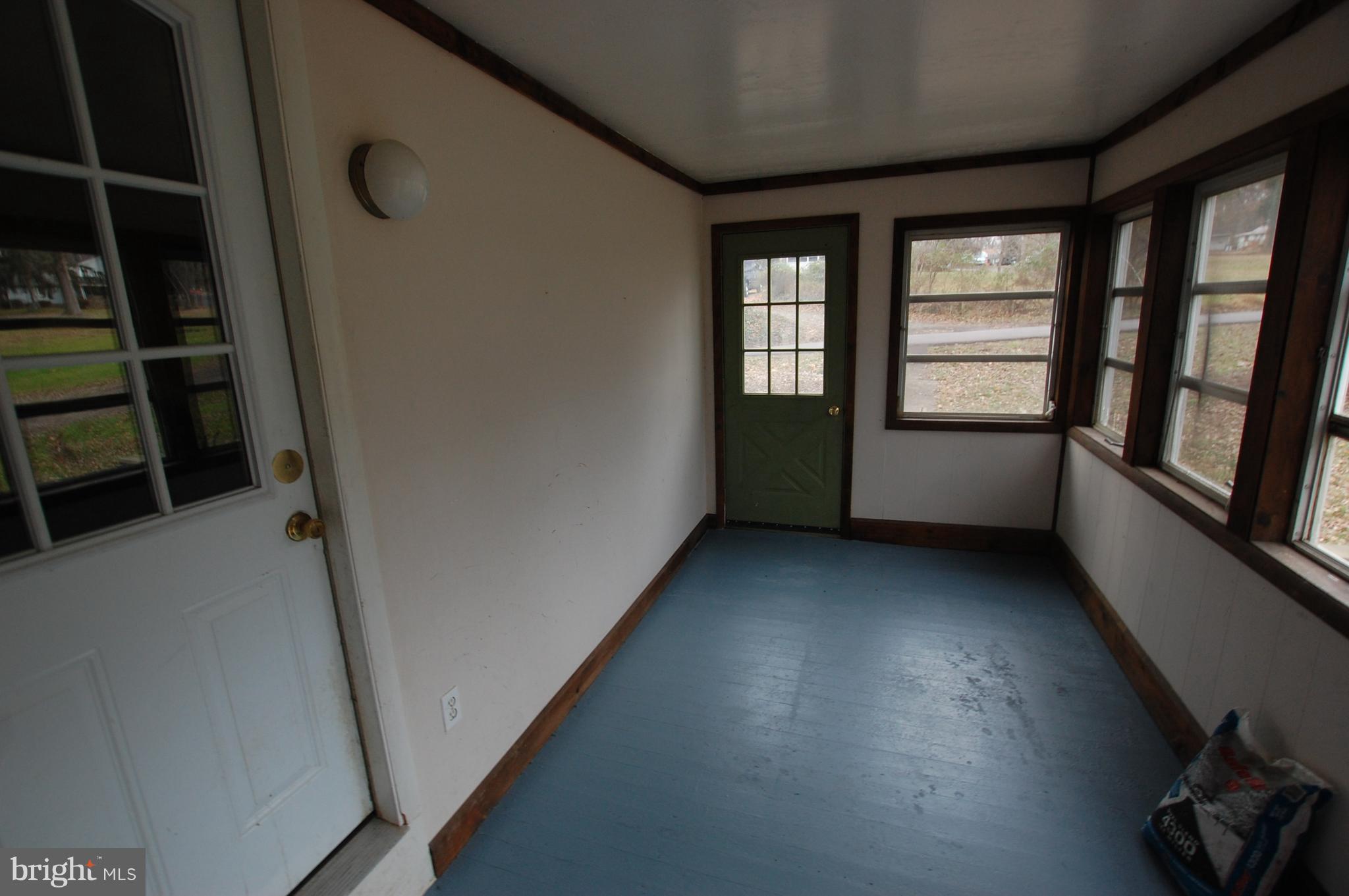 921 Ringing Rocks Park Pottstown, PA 19464 - Photo 7 of 36 Porch