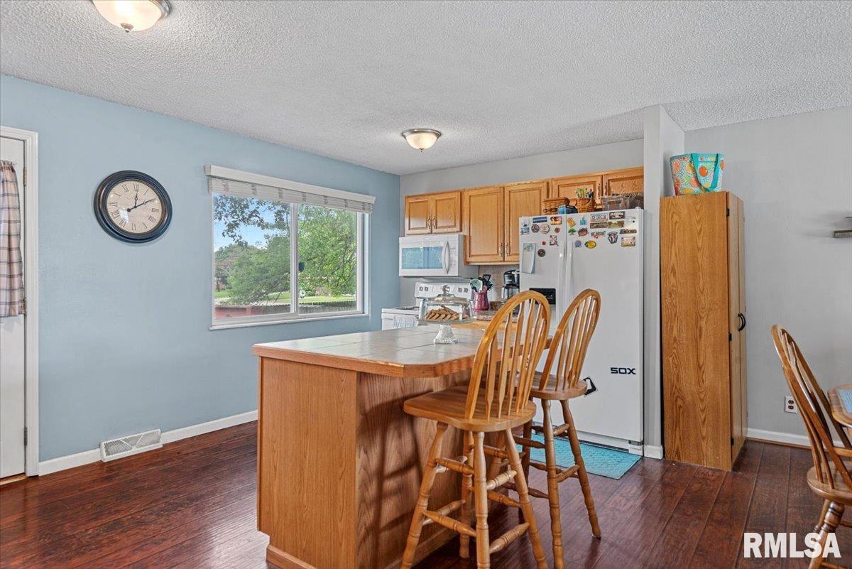 26 Groton Drive Springfield, IL 62702 - Photo 11 of 35