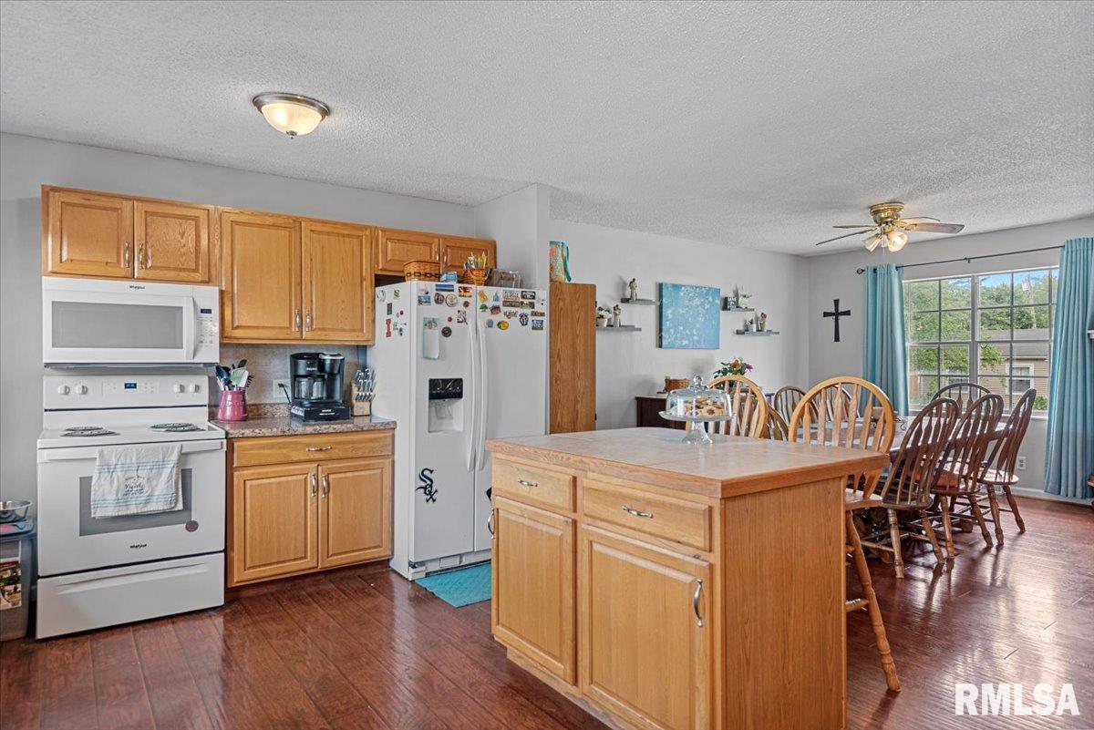 26 Groton Drive Springfield, IL 62702 - Photo 10 of 35