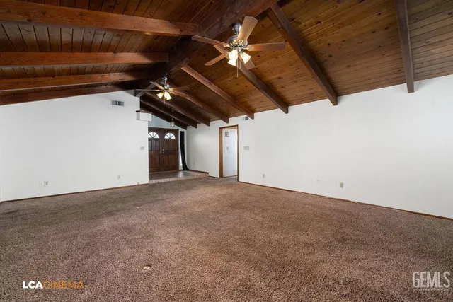 a view of empty room