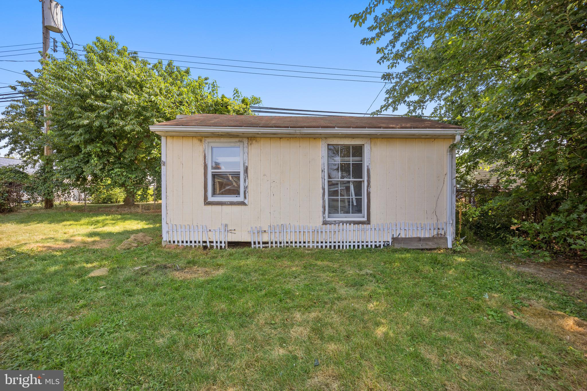 26 Balsam Road Levittown, PA 19057 - Photo 26 of 32 Shed